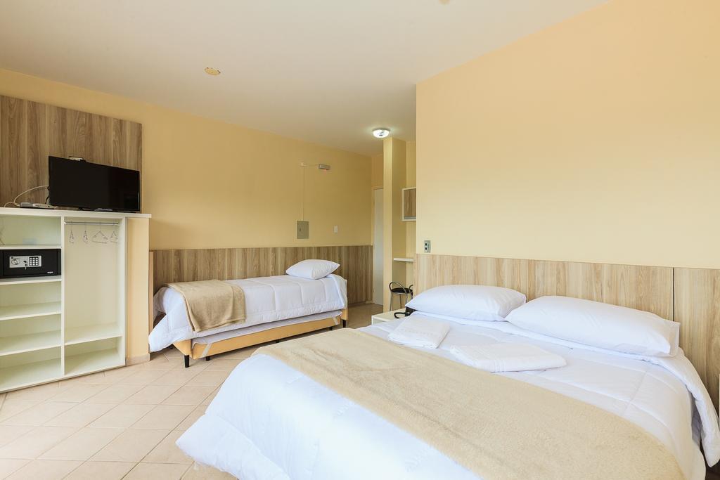 Letto Hotel Jurere Guest House Florianopolis Bagian luar foto