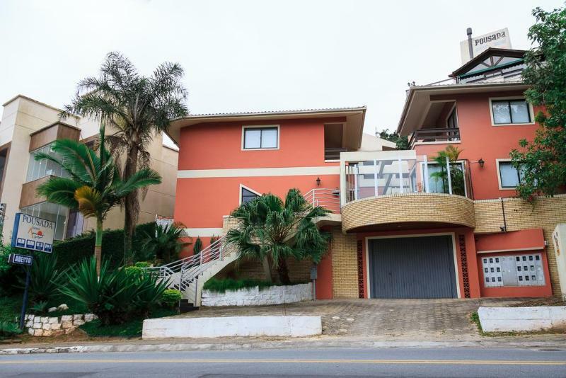 Letto Hotel Jurere Guest House Florianopolis Bagian luar foto